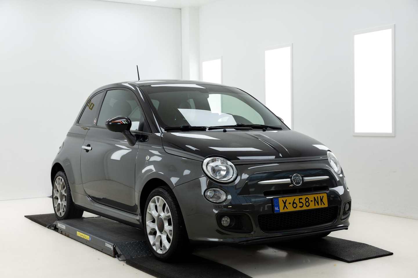 Fiat 500 - 1.2 NL Unieke Uitvoering! - AutoWereld.nl