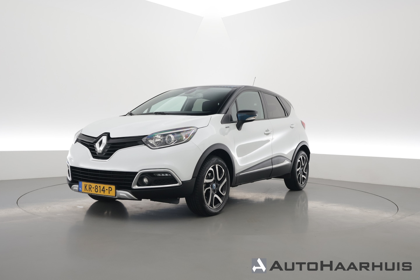 Renault Captur - 1.2 TCe 120PK Wave | Orig. NL | Stoelverw. | Trekhaak | Cruise | Nav | Camera | PDC | Clim - AutoWereld.nl