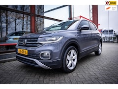 Volkswagen T-Cross - 1.5 TSI Style | Automaat | Parkeerhulp | Navigatie | Adaptieve cruise control | App-connec