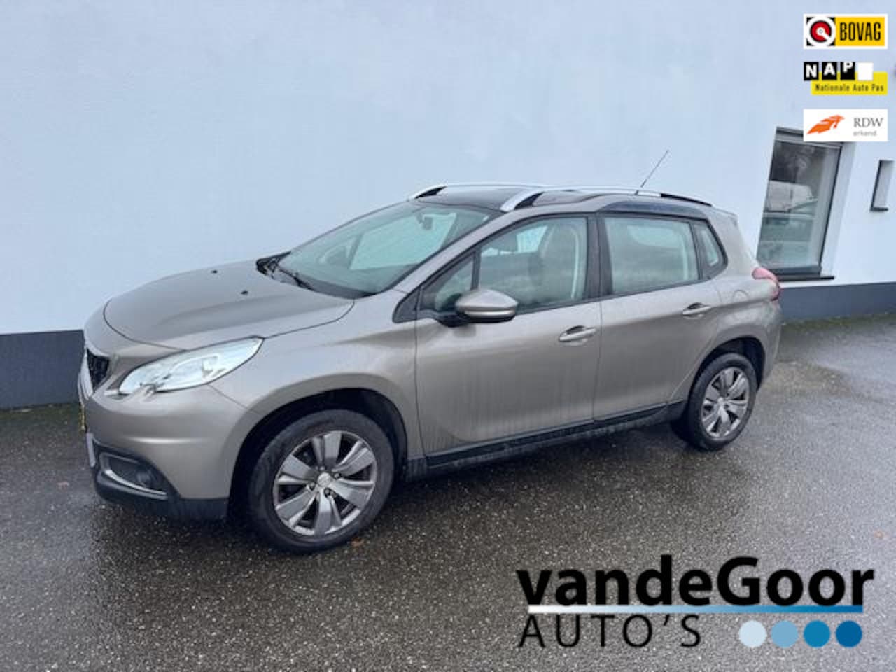 Peugeot 2008 - 1.2 PureTech Blue Lion 1.2 PureTech Blue Lion, '17, nette auto vol opties ! - AutoWereld.nl