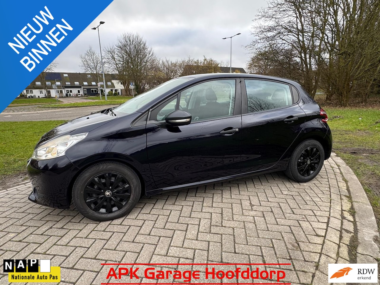 Peugeot 208 - 1.2 VTi Access / Airco / 140.000 km - AutoWereld.nl