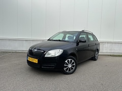 Skoda Fabia Combi - 1.2-12V Go - Airco / Elektr. ramen / Trekhaak / Bluetooth / NAP