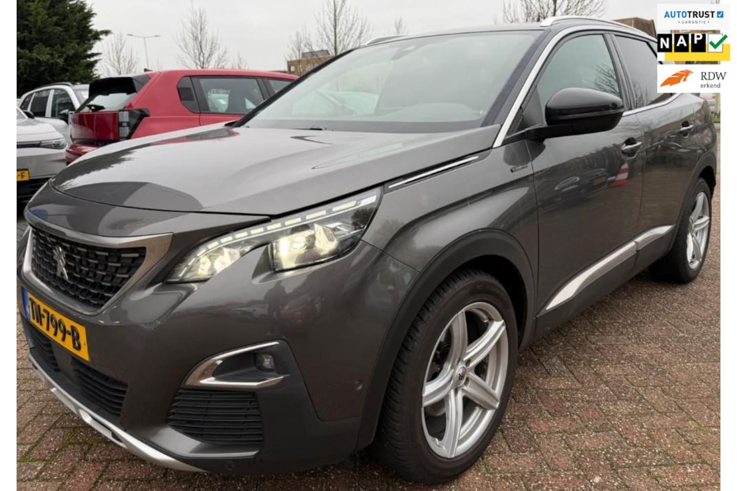 Peugeot 3008 - 1.2 PureTech GT Line 1E EIGENAAR DEALER ONDERHOUDEN ZEER MOOI - AutoWereld.nl