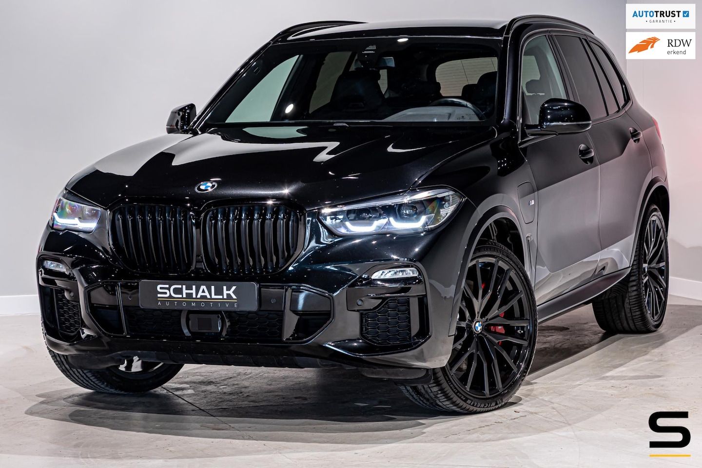 BMW X5 - XDrive45e Executive|M-sport|Carbon|M-stoel|H&K|Cam - AutoWereld.nl