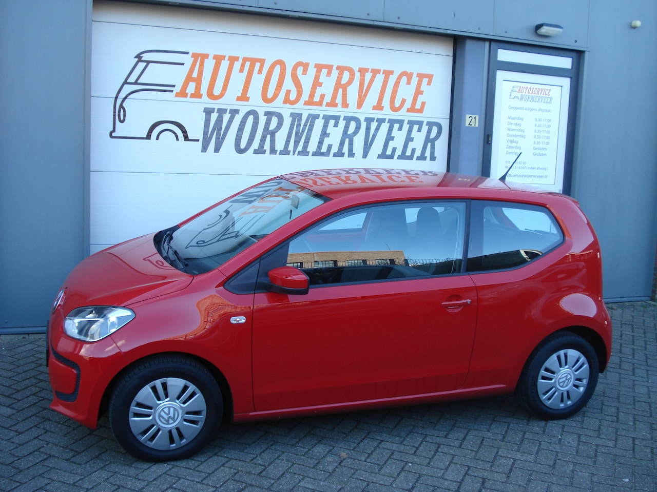 Volkswagen Up! - 1.0 move up! BlueMotion Airco - AutoWereld.nl