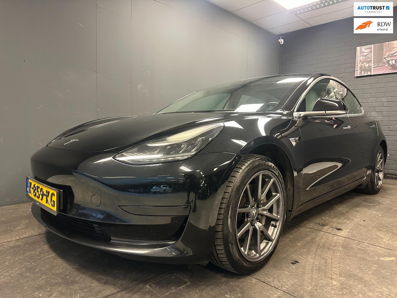 Tesla Model 3 - Standard RWD Plus 60 kWh NAP NL PRIJS incl. BTW RIJKLAAR. - AutoWereld.nl