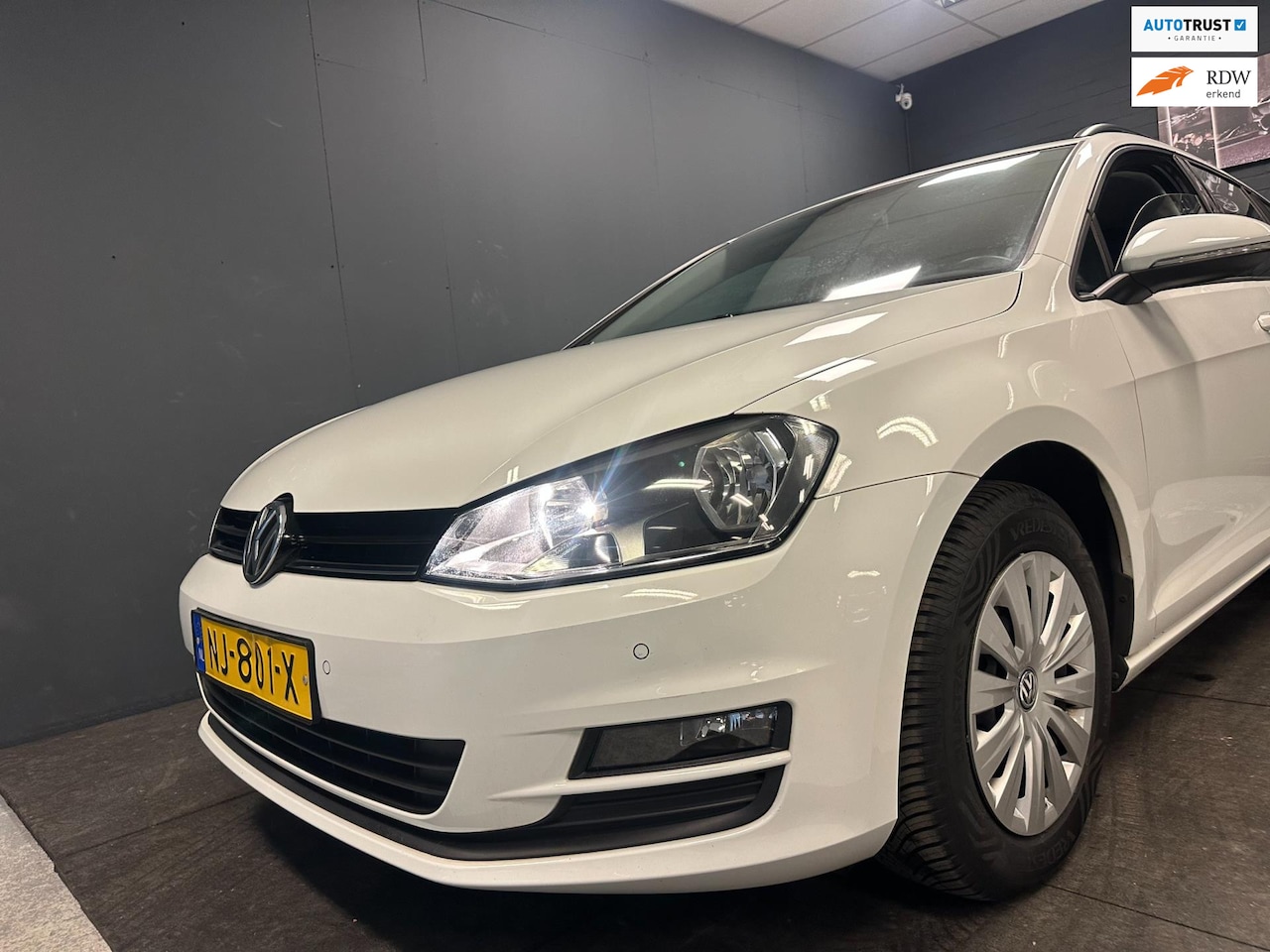 Volkswagen Golf Variant - 1.6 TDI DSG CARPLAY 2017 NL APK 2027 1 eigenaar - AutoWereld.nl