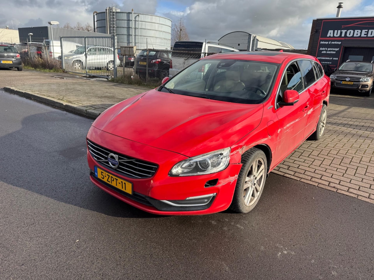 Volvo V60 - 2.4 D6 AWD Plug-In Hybrid Summum 2.4 D6 AWD Plug-In Hybrid Summum - AutoWereld.nl