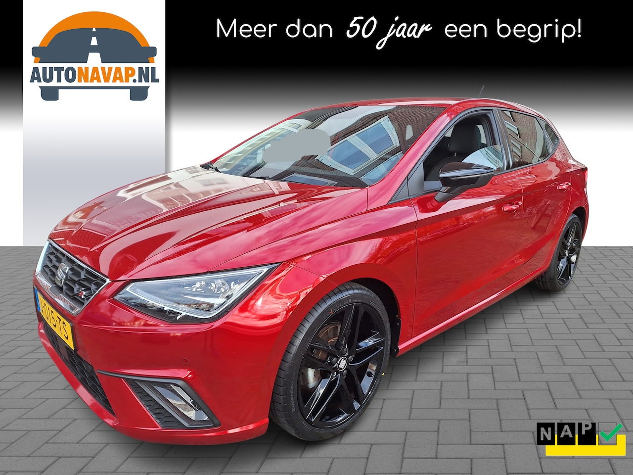 SEAT Ibiza - 1.0 TSI FR 116pk Business Intense Plus /Camera/Navi/18inch/1e Eig/Apple/Android/Garantie - AutoWereld.nl
