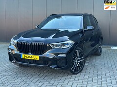 BMW X5 - XDrive45e M-Sport PANO l Head-Up l Laser l 360 Camera l Dealer onderhouden