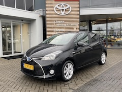 Toyota Yaris - 1.5 Hybrid Dynamic TREKHAAK NAVI LM-VELGEN KEYLESS BLUETOOTH HANDFREE-BELLEN CAMERA