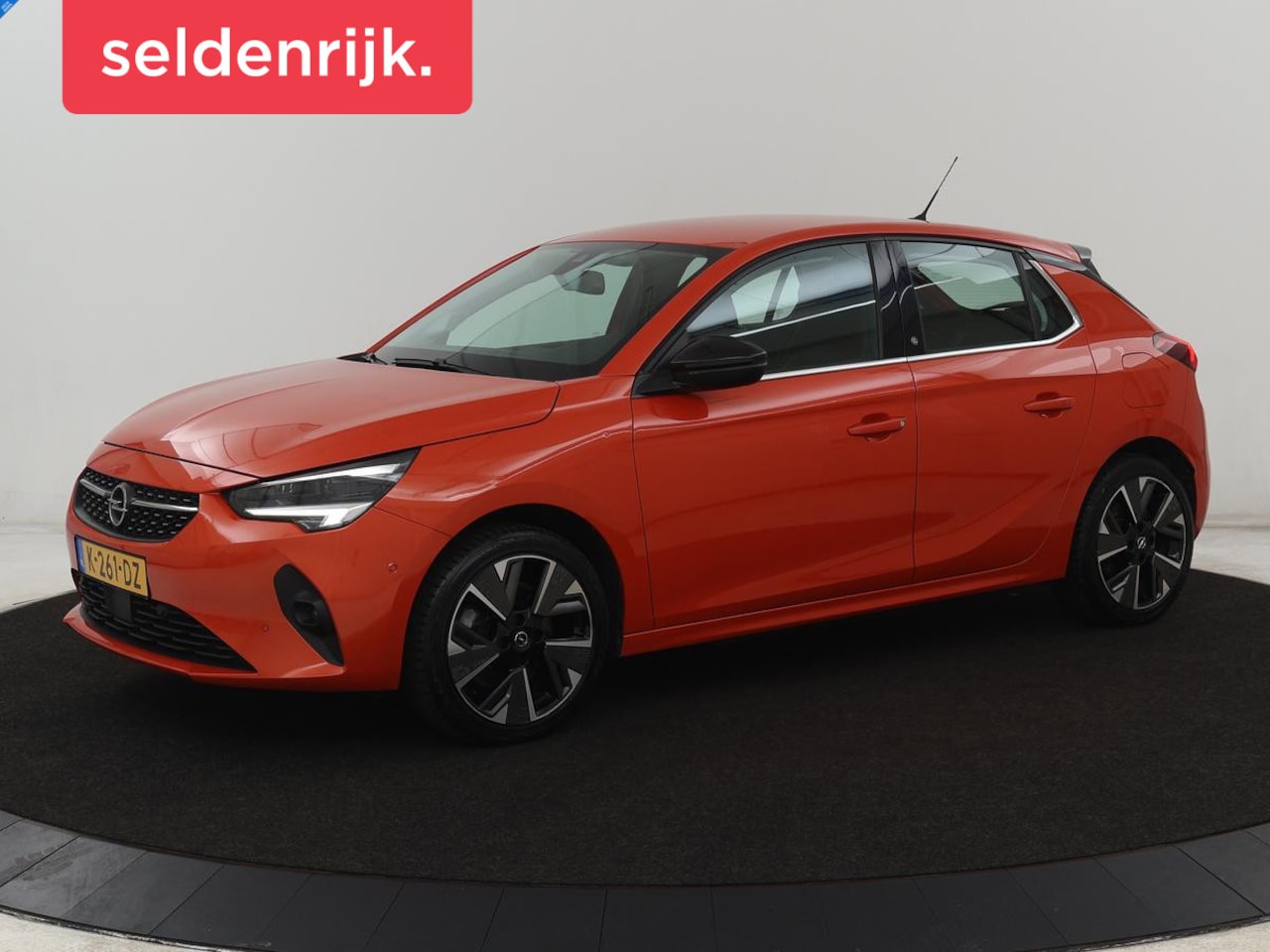 Opel Corsa-e - Elegance 50 kWh | SOH 90% | 3 Fase | Stoelverwarming | Camera | Matrix LED | Carplay | Key - AutoWereld.nl