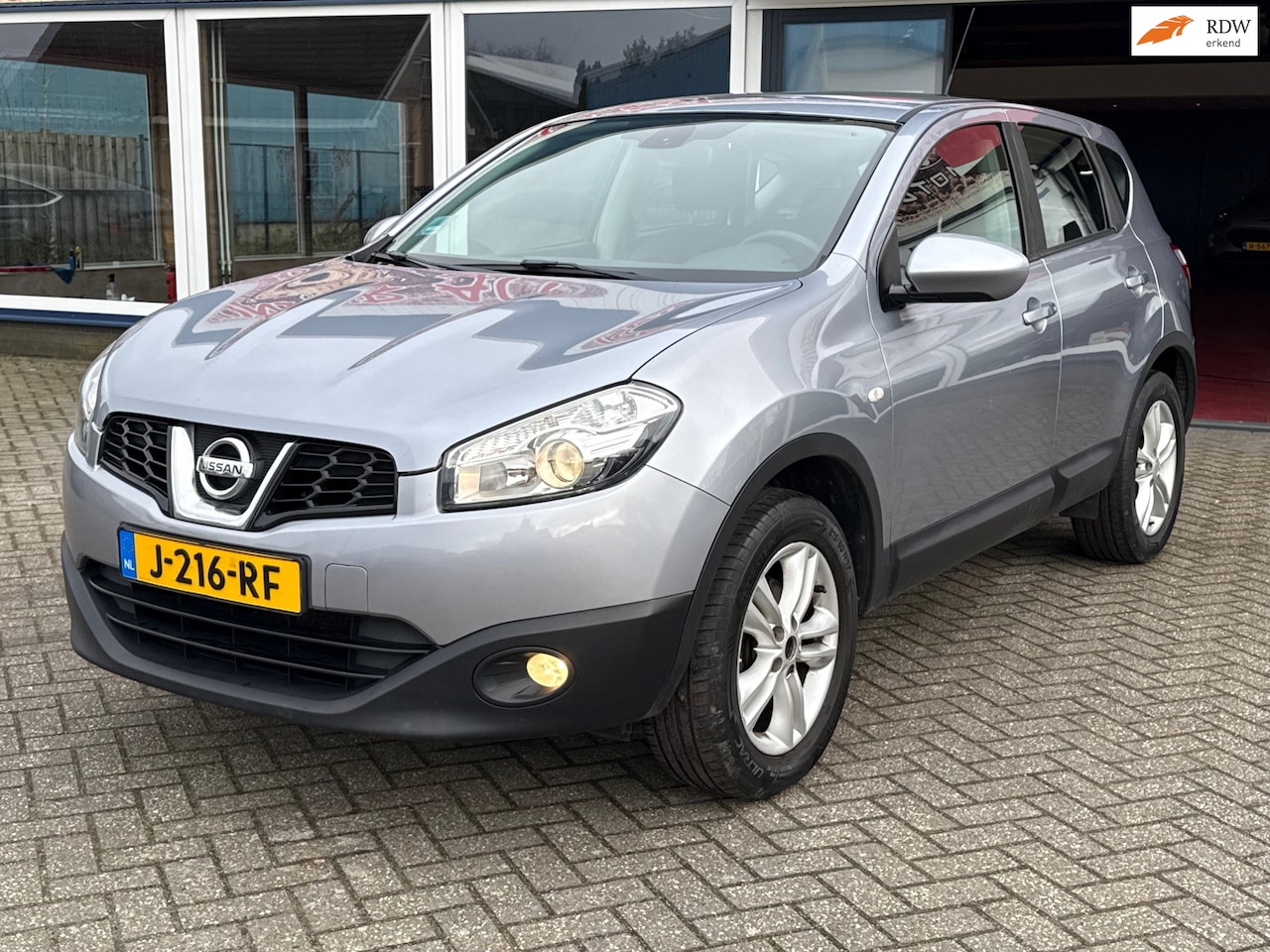 Nissan Qashqai - 1.6 Acenta Uitstekend Onderhouden ! - AutoWereld.nl