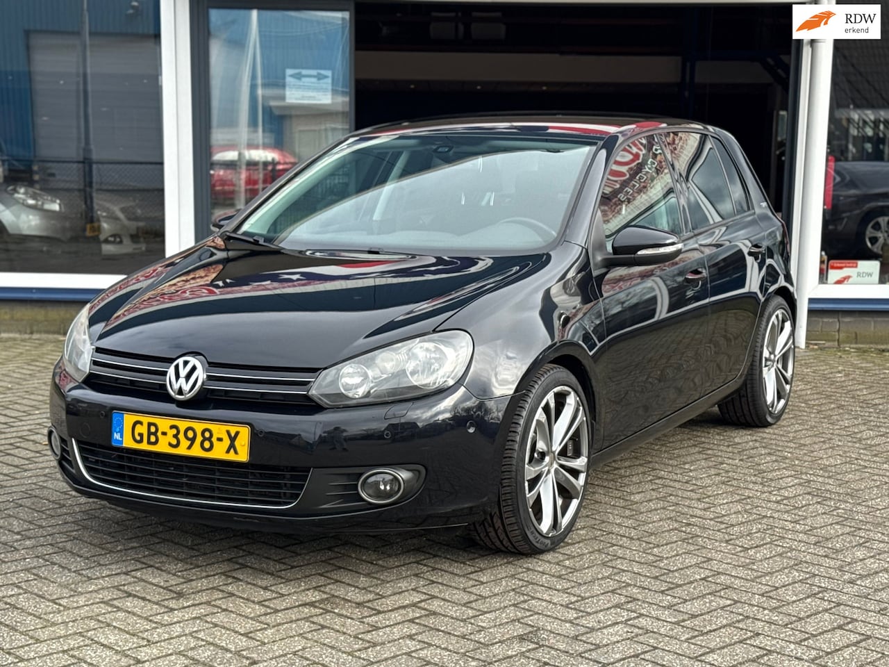 Volkswagen Golf - 1.2 TSI Highline BlueMotion 1.2 TSI Highline BlueMotion - AutoWereld.nl