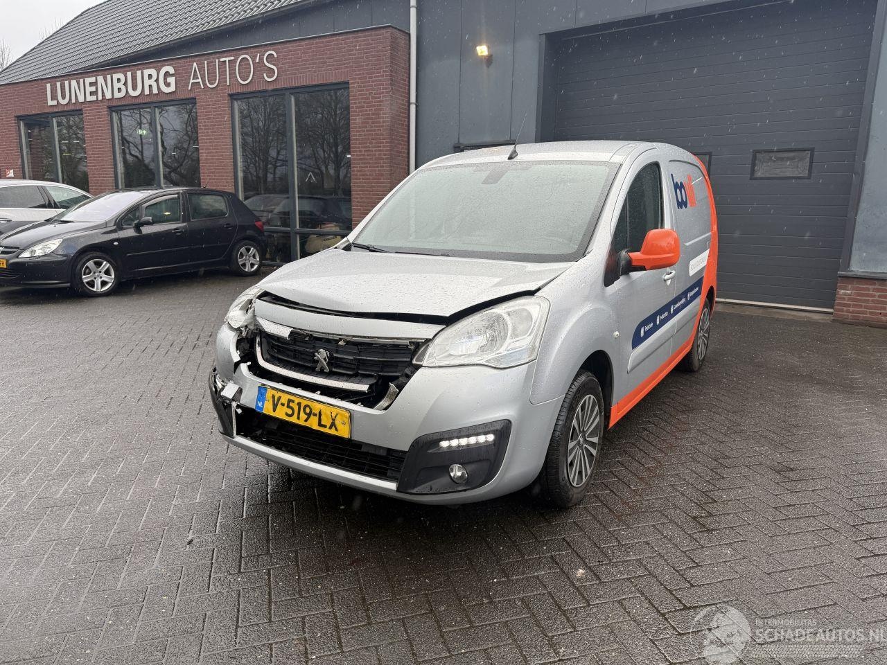 Peugeot Partner - 120 1.6 BlueHDi 100 L1 Pro 120 1.6 BlueHDi 100 L1 Pro - AutoWereld.nl