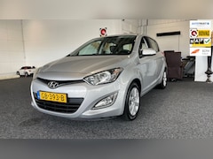 Hyundai i20 - 1.2i i-Deal, Airco, Radio/CD/blue, Trekhaak