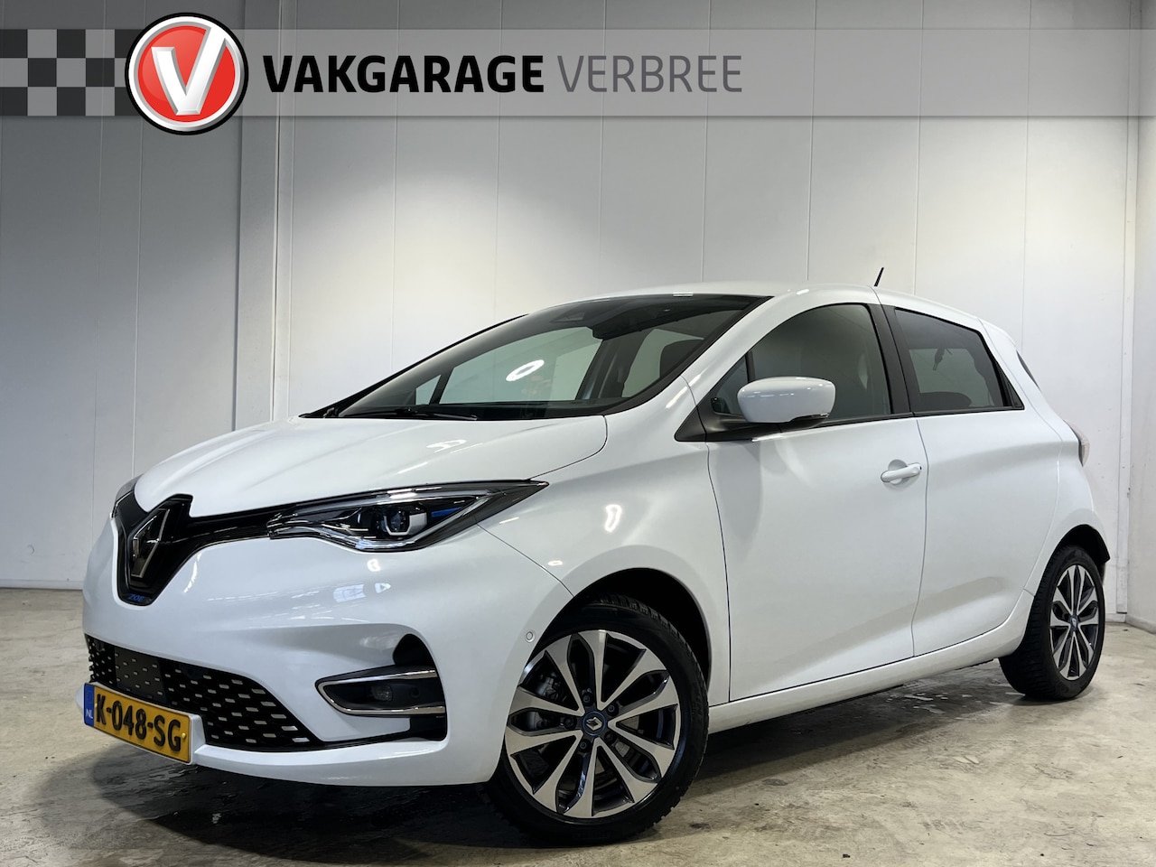 Renault Zoe - R135 Intens 52 kWh | Camera | stoel/stuur verwarming | Android+Apple Carplay - AutoWereld.nl