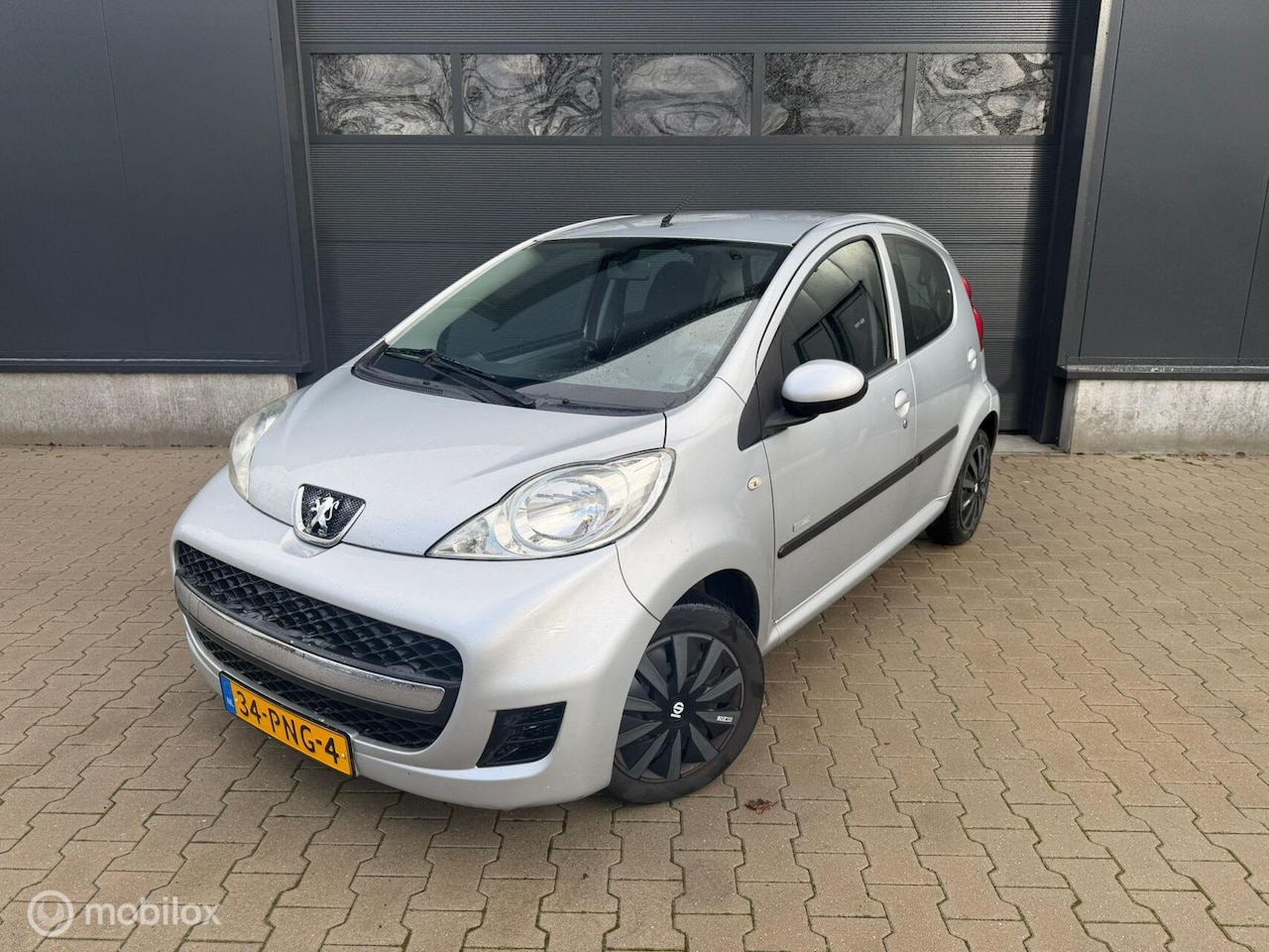 Peugeot 107 - 1.0-12V Millesim 200 Airco NAP Weinig KM - AutoWereld.nl