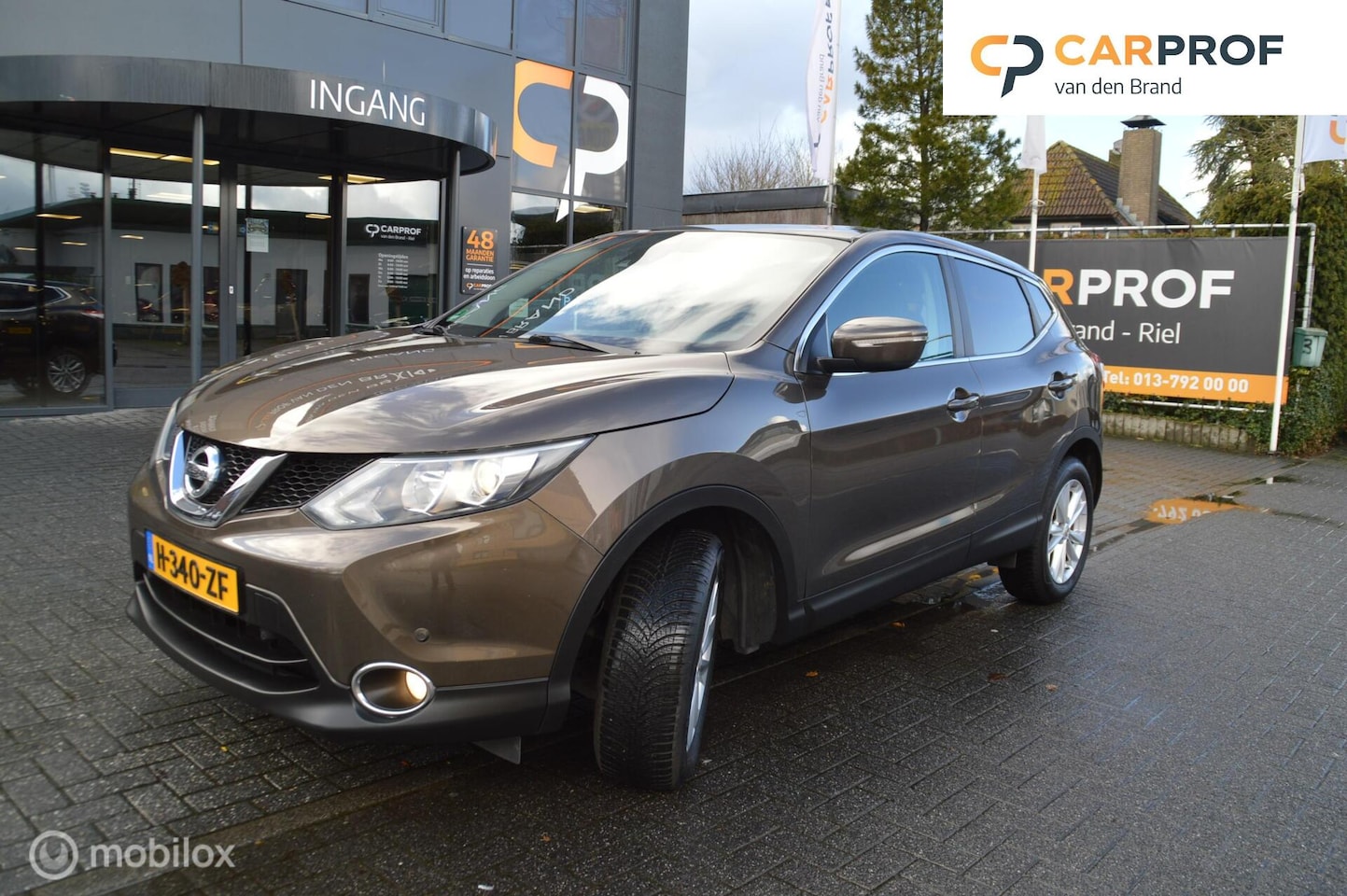 Nissan Qashqai - 1.2 Connect Edition trekhaak pano cruise - AutoWereld.nl