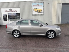 Skoda Octavia - 1.2 TSI Arctic 5 DEURS NL AUTO KM 204825 NAP 4500E