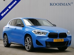 BMW X2 - xDrive25e Executive 220 Pk Automaat M-pakket / Navigatie / DAB / Leer / Stoelverwarming
