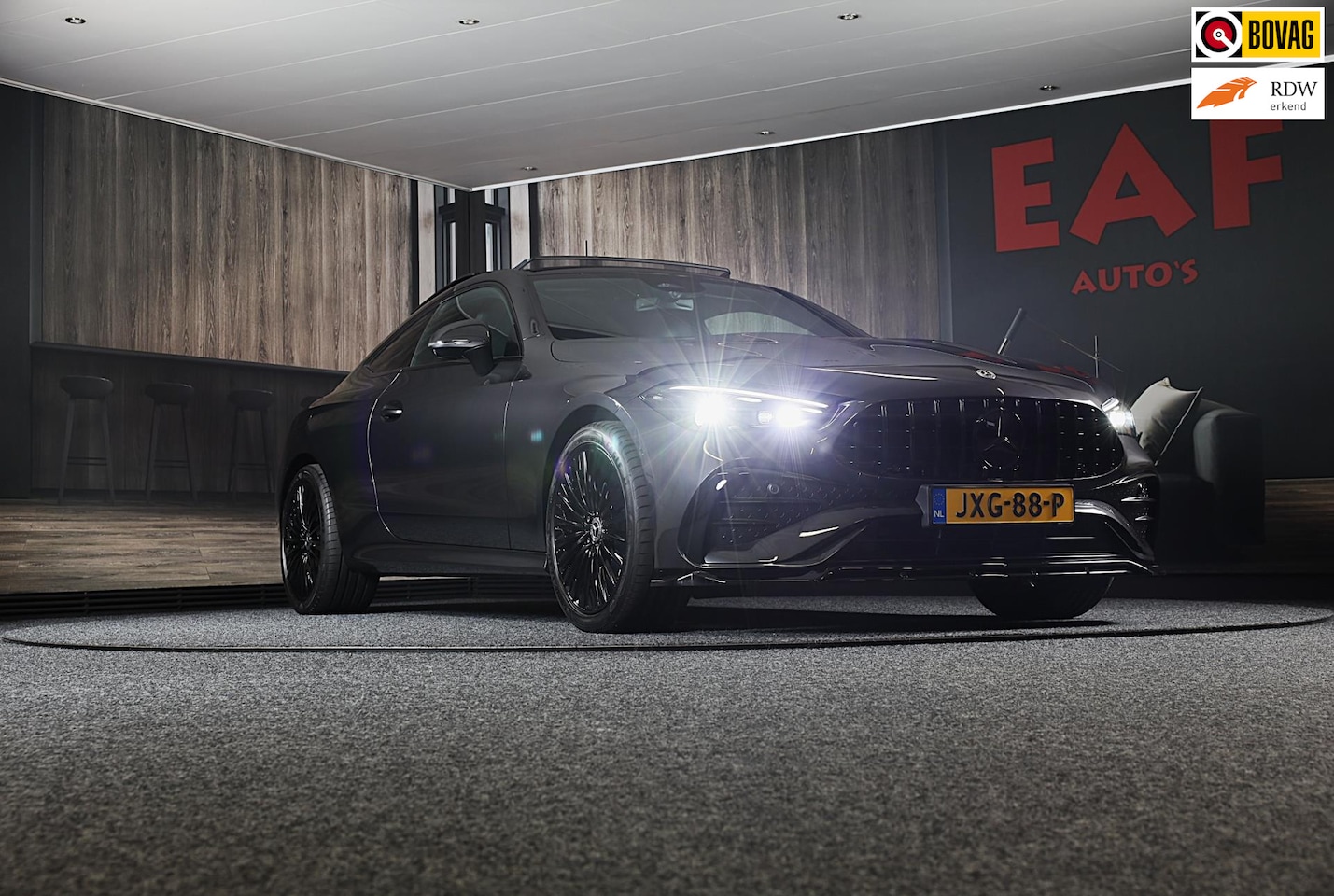 Mercedes-Benz CLE Coupé - 300 e AMG 53 Look / Head Up / 360 Camera / Acc / Lane Assist / BURMESTER / Elek Stoelen / - AutoWereld.nl