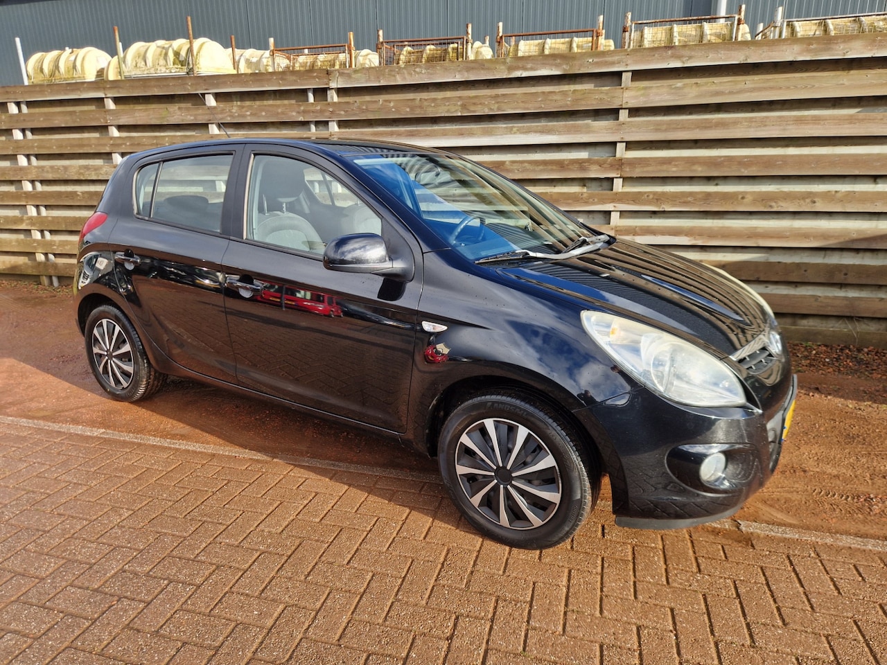 Hyundai i20 - 1.2i DynamicVersion Airco - AutoWereld.nl