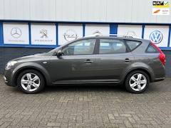 Kia Cee'd Sporty Wagon - 1.4 CVVT Navigator Plus Pack 2012 4450EU