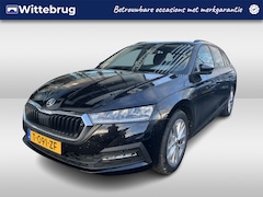 Skoda Octavia Combi - 1.0 TSI Ambition Sunset Parkeersensoren / Navigatie / Climatronic / Virtual cockpit / Smar