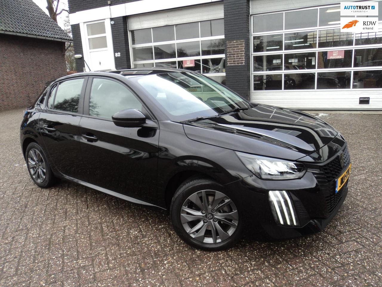 Peugeot 208 - 1.2 PureTech 100 Active - AutoWereld.nl