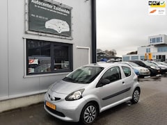 Toyota Aygo - 1.0-12V airco apk2-2027