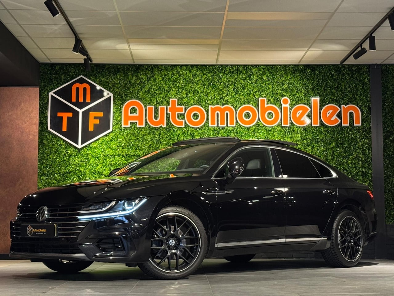 Volkswagen Arteon - 2.0 TSI 3x R-LINE|PANO|VIRTUAL|ACC|CAMERA - AutoWereld.nl