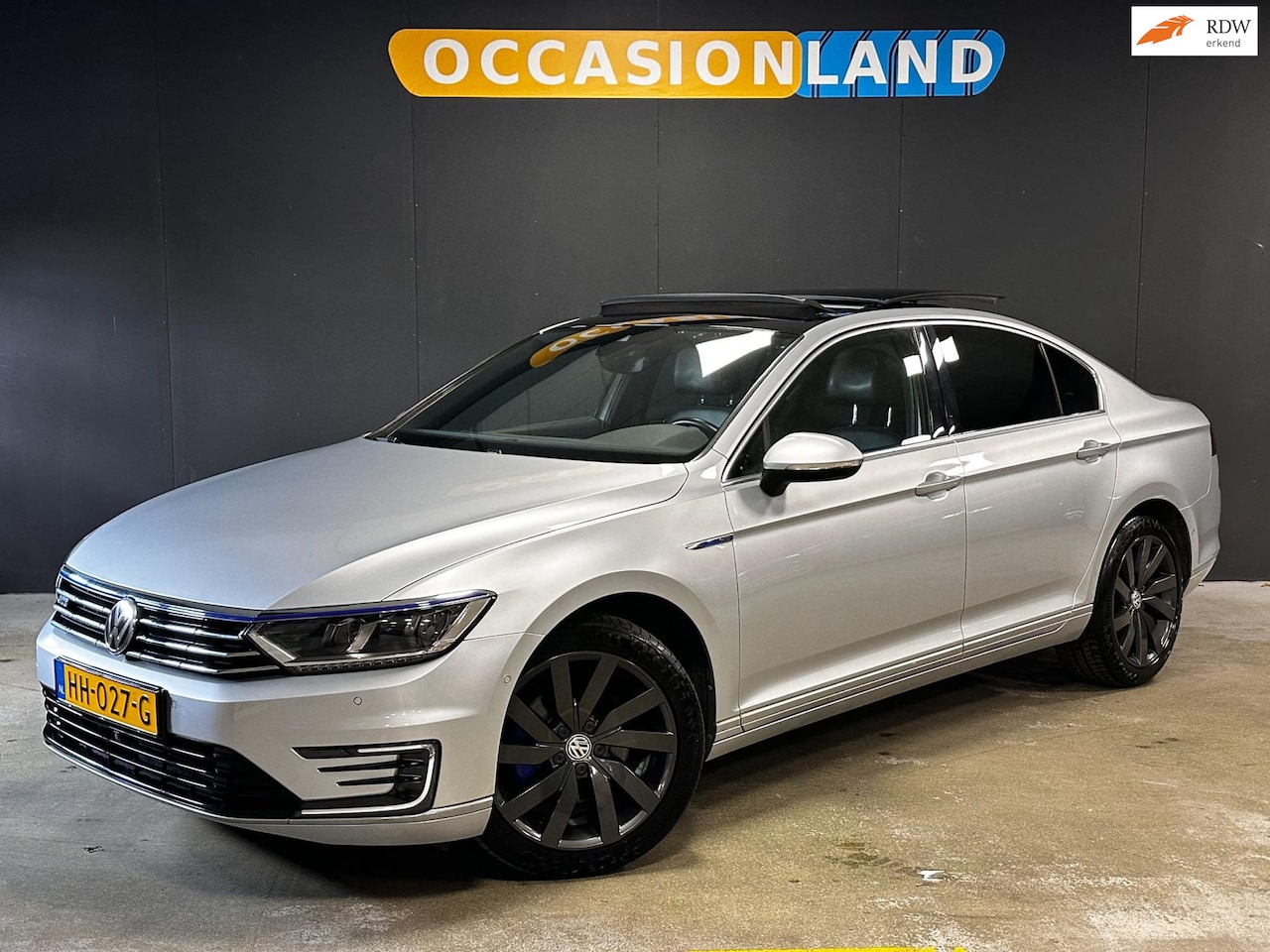 Volkswagen Passat - 1.4 TSI GTE Highline|PANO|MEMORY|ACC|SFEER|LEDER|CARPLAY|360CAM|KEYLESS|BLUETOOTH|18INCH| - AutoWereld.nl