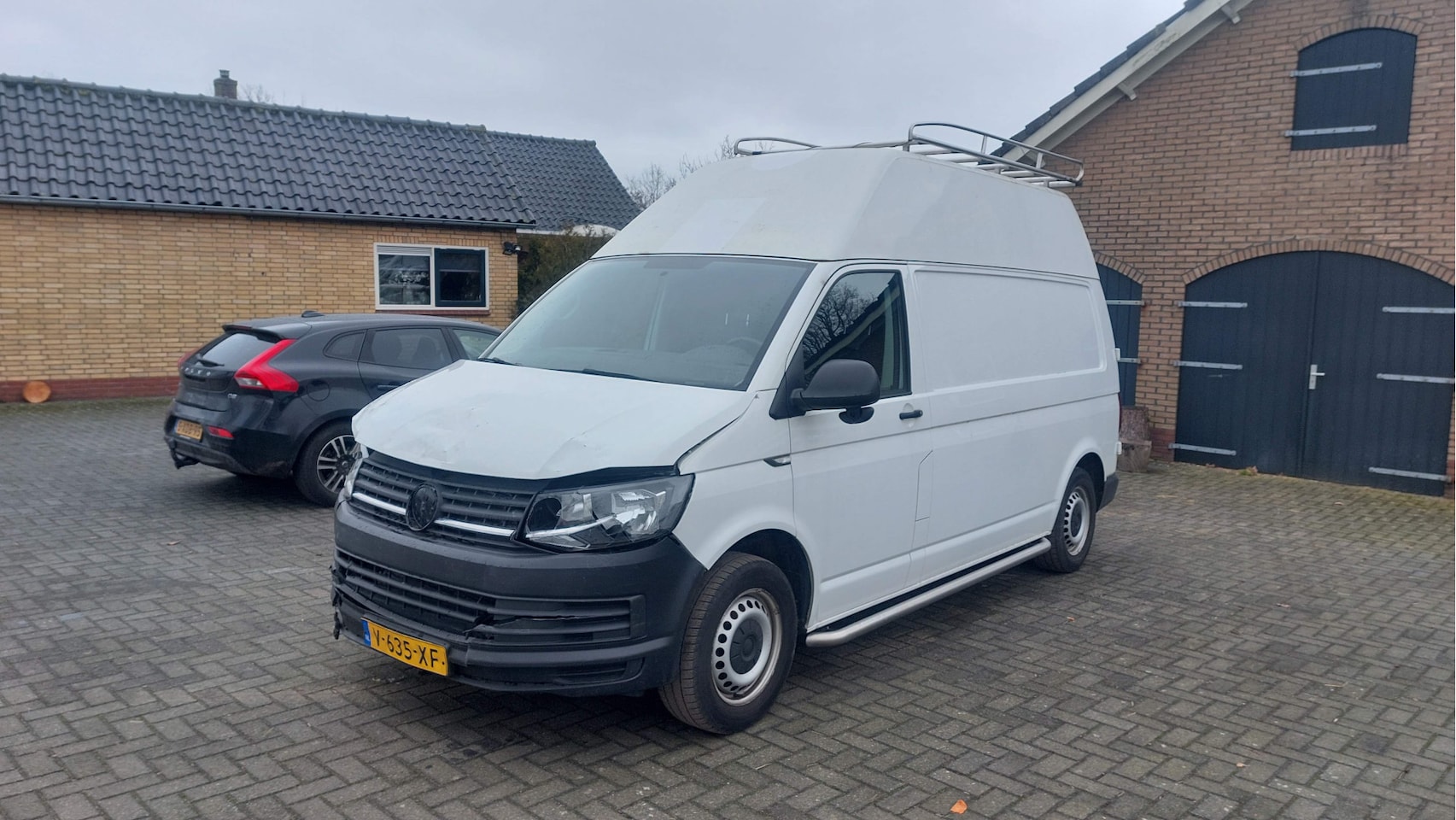 Volkswagen Transporter - 2.0 TSI L2H3 Highline AIRCO BJ 2019 - AutoWereld.nl