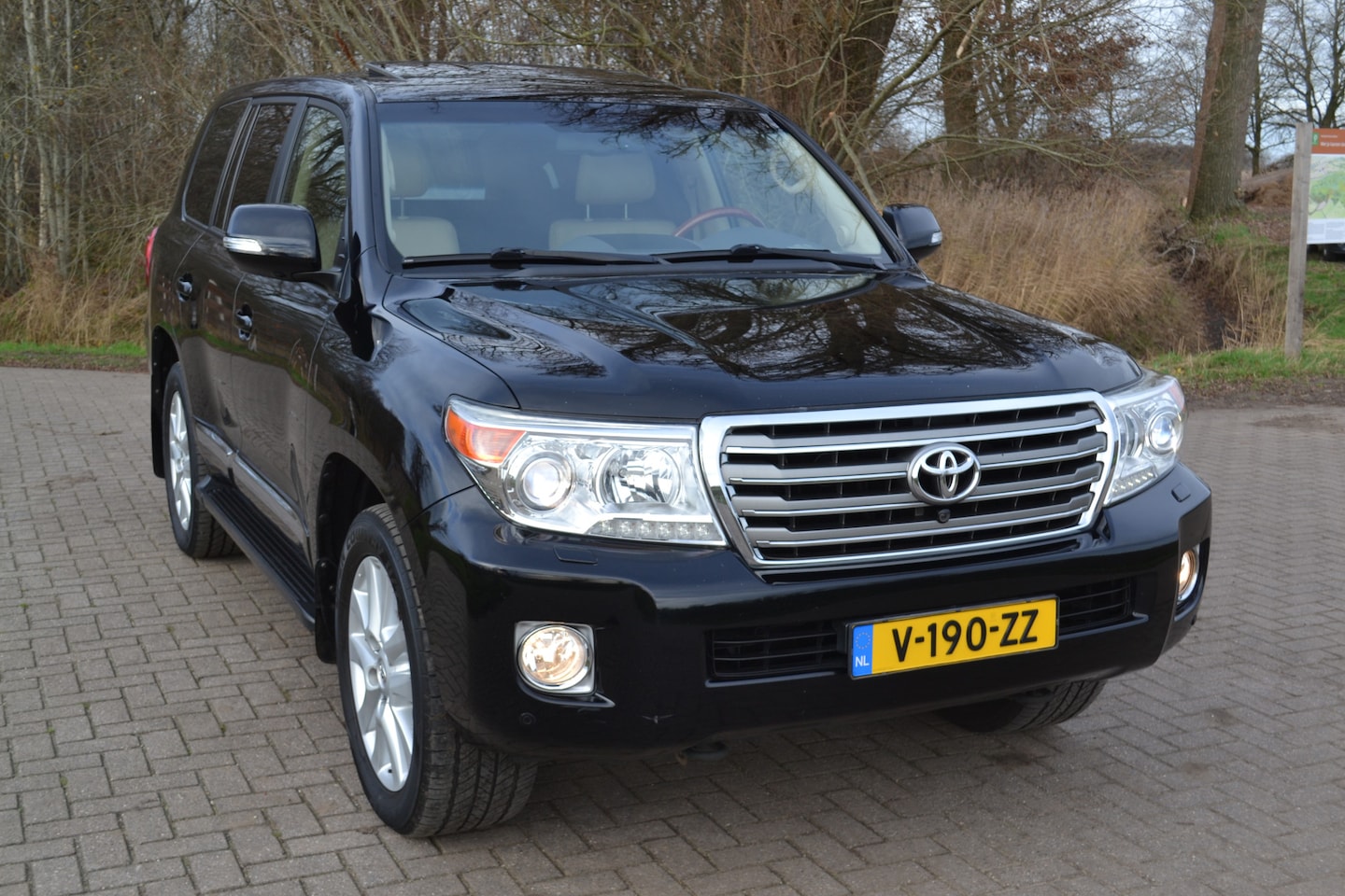 Toyota Land Cruiser V8 - 4.5 V8 D-4D Executive Window van - AutoWereld.nl