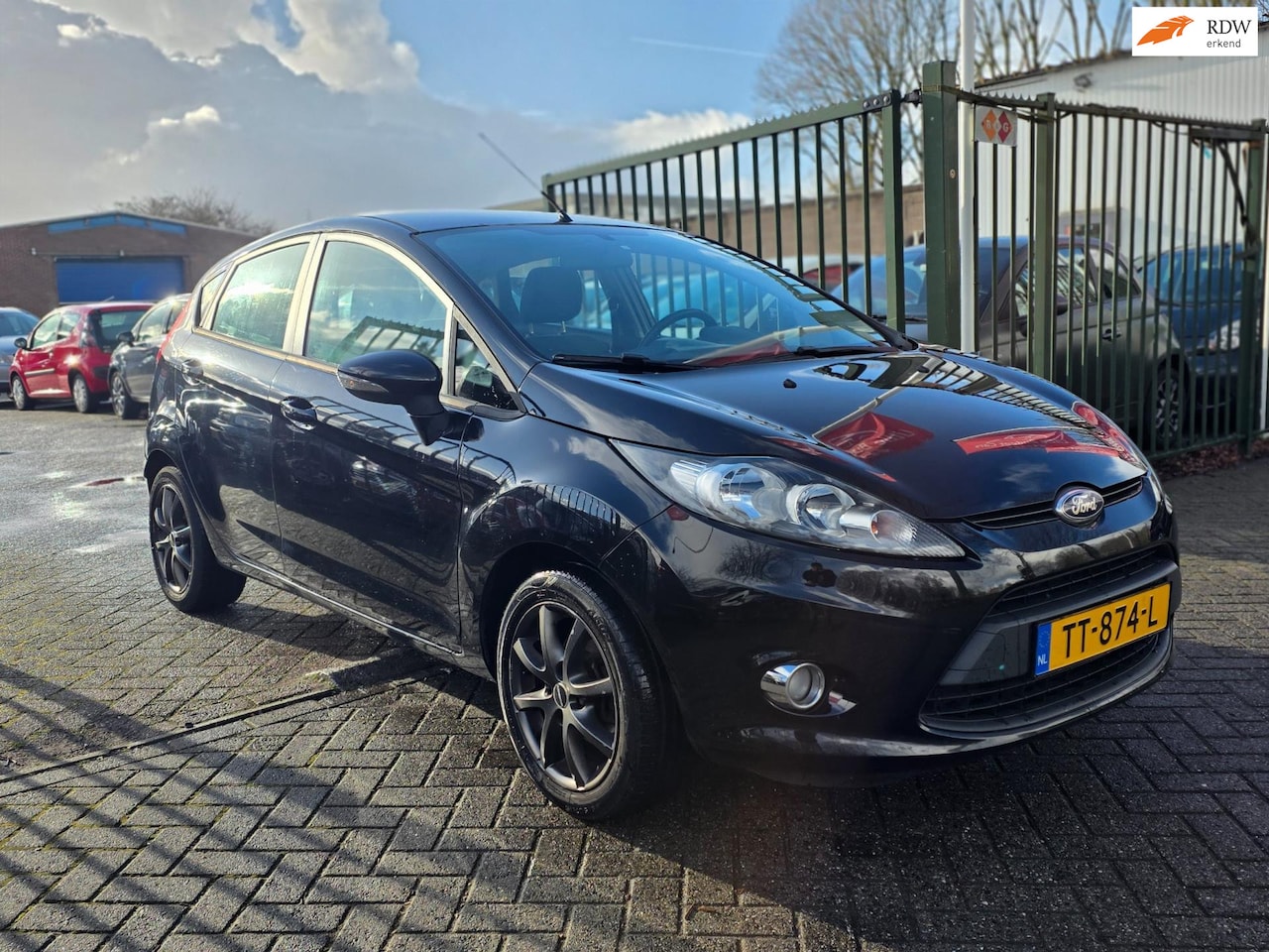 Ford Fiesta - 1.25 Trend Airco elektrische ramen cv op afs - AutoWereld.nl