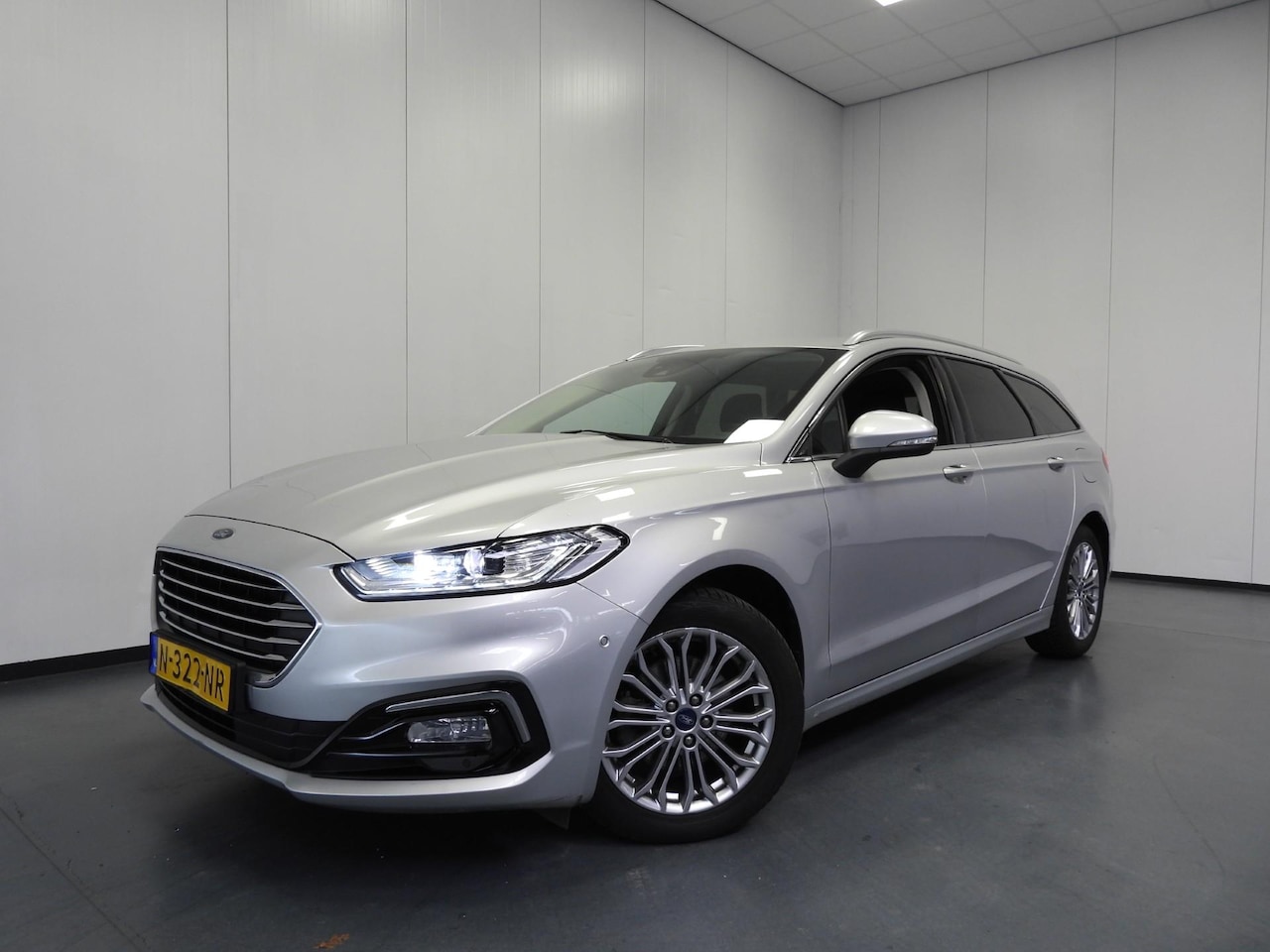 Ford Mondeo Wagon - 2.0 IVCT HEV Titanium NAVI/CAMERA/CLIMA/LED/17"LMV! - AutoWereld.nl