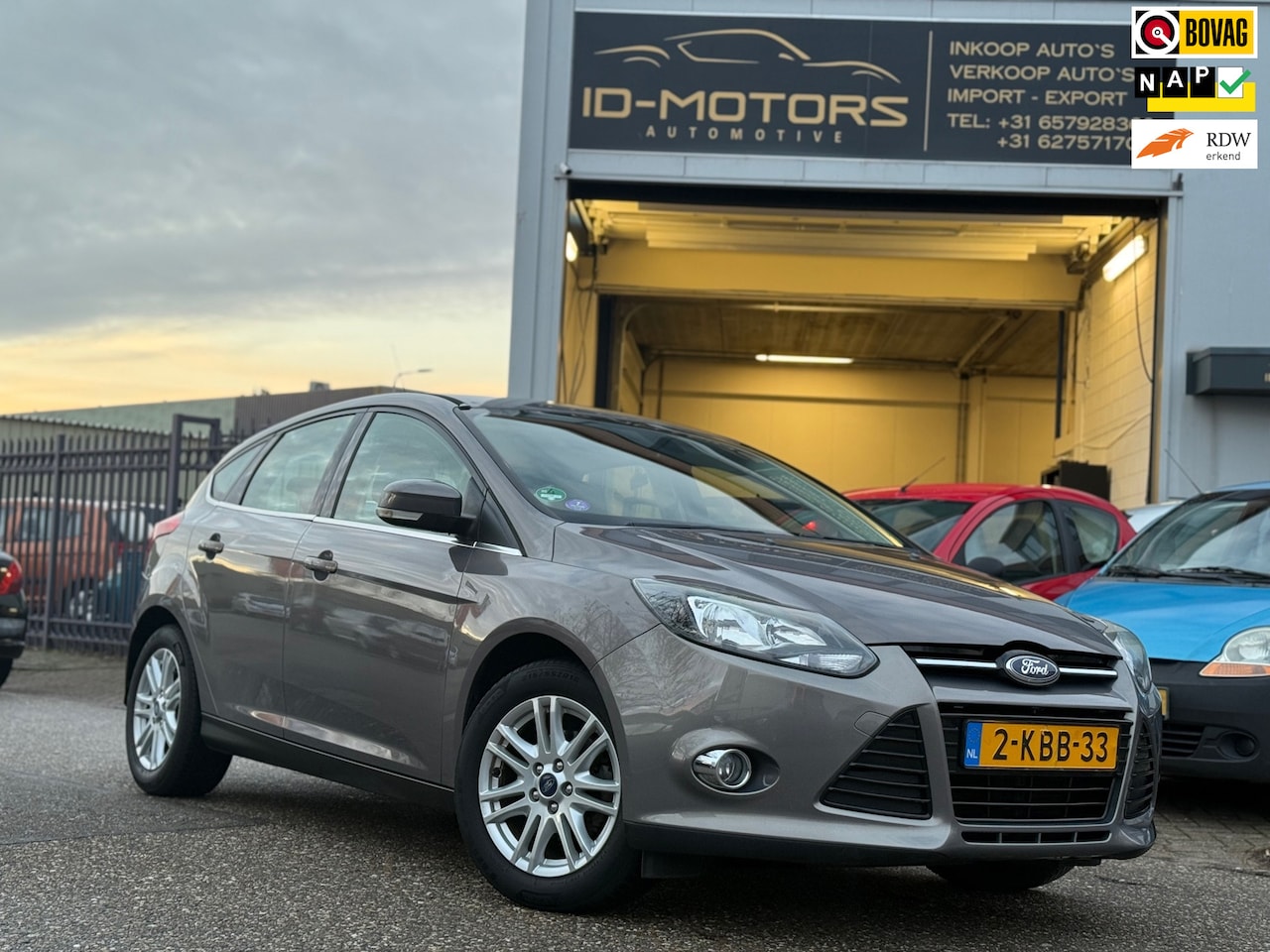 Ford Focus - 1.0 Titanium Carplay Led-Nap-apk CRUISE - AutoWereld.nl