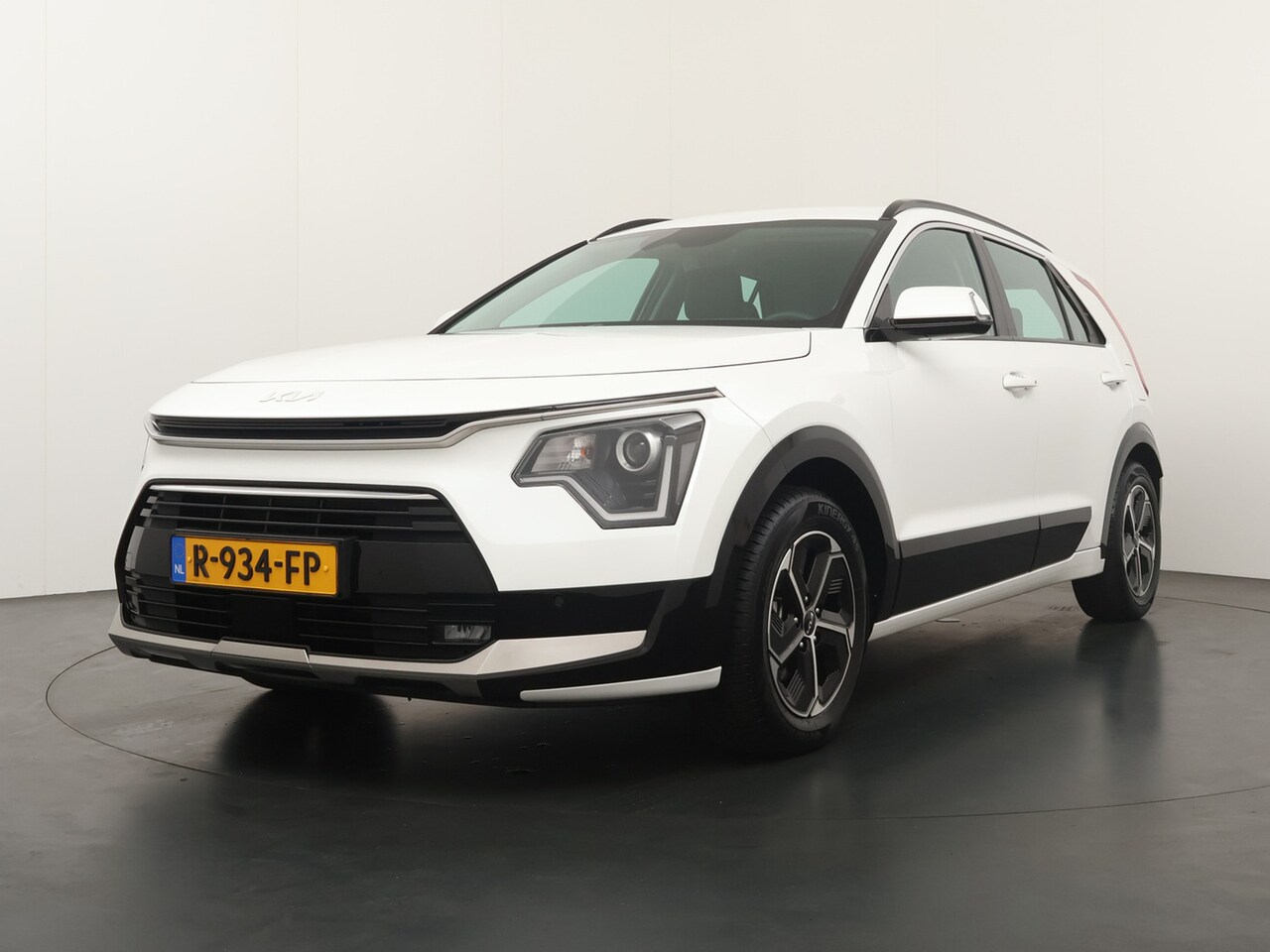 Kia Niro - 1.6 GDi Hybrid Dynamicline Nieuw Model! - Navigatie - All-Season banden - Adaptieve Cruise - AutoWereld.nl