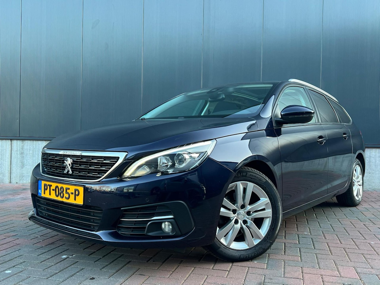Peugeot 308 SW - 1.6 BlueHDI Blue Lease Executive * Navi * Cruise * Led * Pano * Trekhaak * - AutoWereld.nl