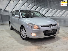 Hyundai i30 - 1.6i Style airco