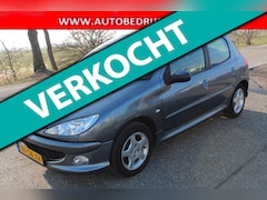 Peugeot 206 - 1.4 Air-line 3 // APK 02/2027 / 5-DRS / AIRCO //