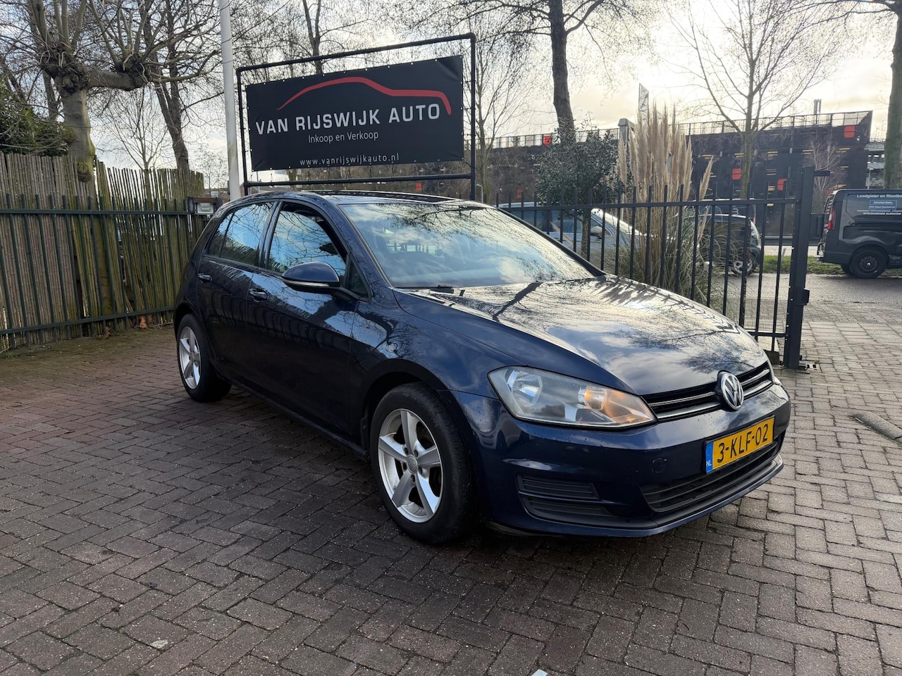 Volkswagen Golf - 1.6 TDI Trendline 5Drs Airco Nav Pdc Drives Super - AutoWereld.nl