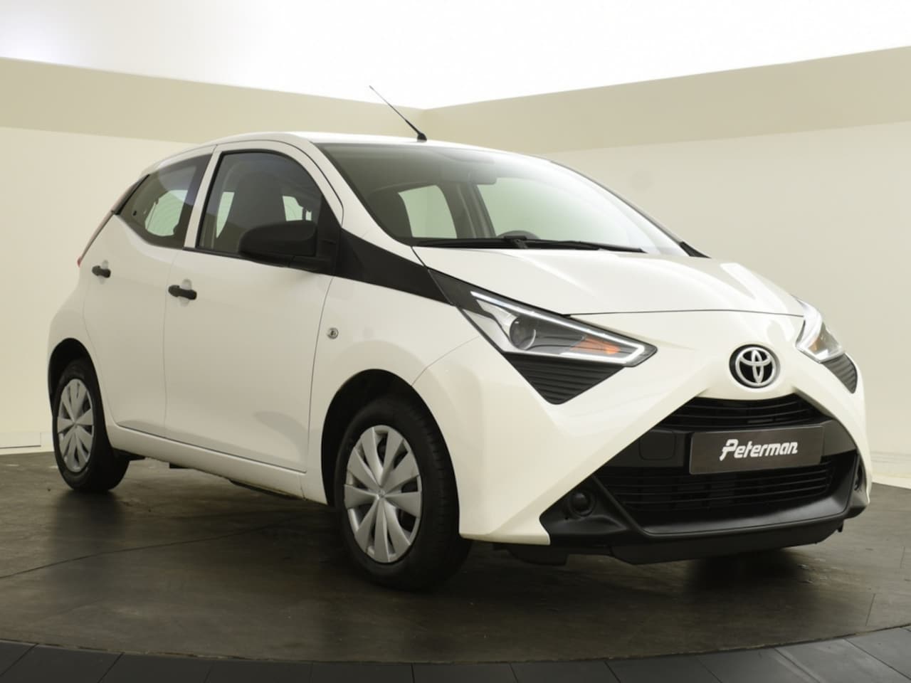 Toyota Aygo - 1.0 VVT-i x-fun | Bluetooth | Airco - AutoWereld.nl