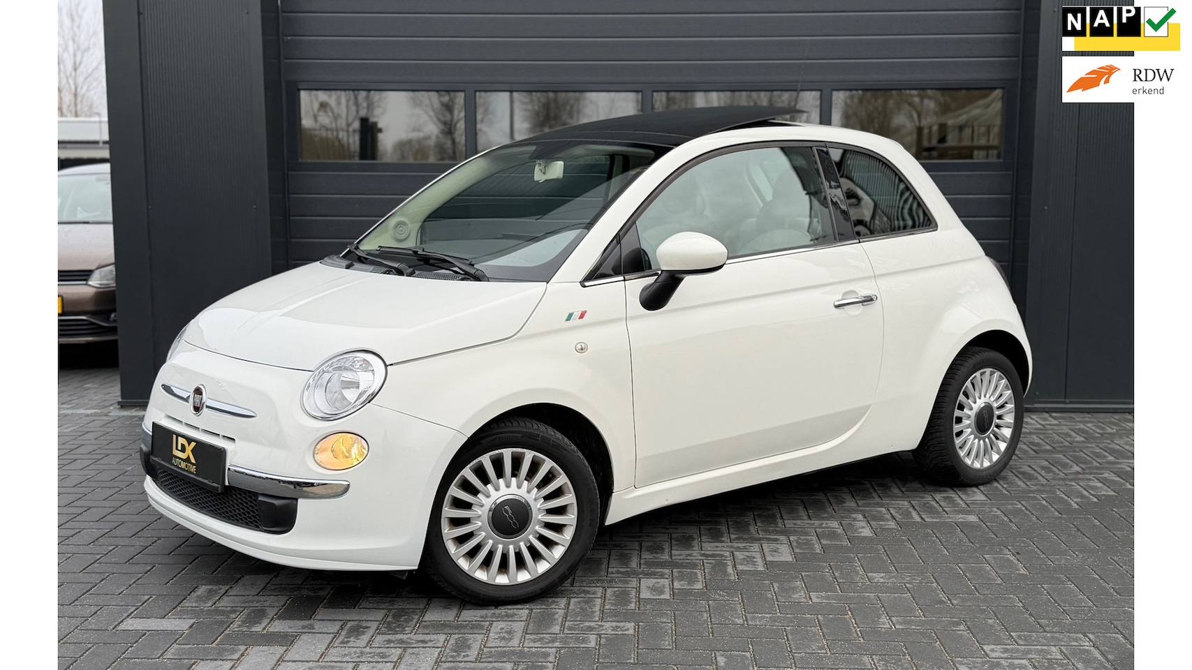 Fiat 500 - 0.9 TwinAir Lounge Airco|Panoramdak|Automaat - AutoWereld.nl