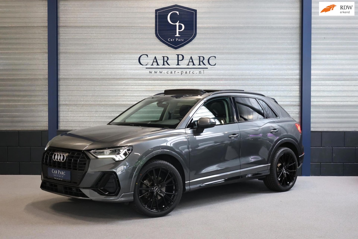 Audi Q3 - 35 TFSI S-line LED/VIRTUAL/ALCANTARA+S.VERWARMING/CAM/20" LMV/LINE/CRUISE/ECC/12 MDN GARAN - AutoWereld.nl