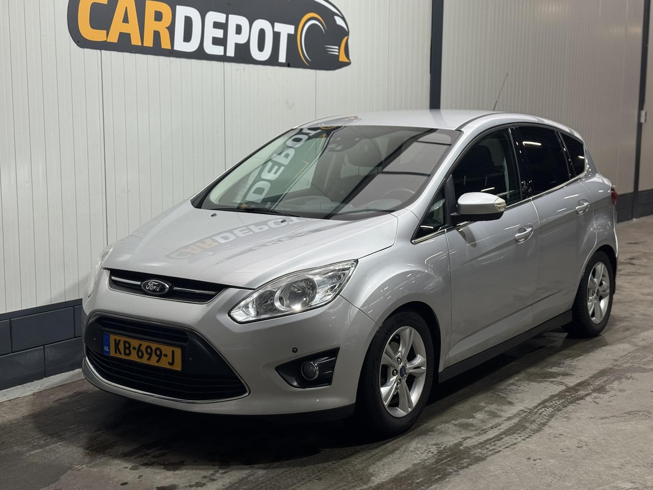 Ford C-Max - 1.0 Lease Trend 1e Eigenaar Super netjes Setje zomer banden.Airco - AutoWereld.nl