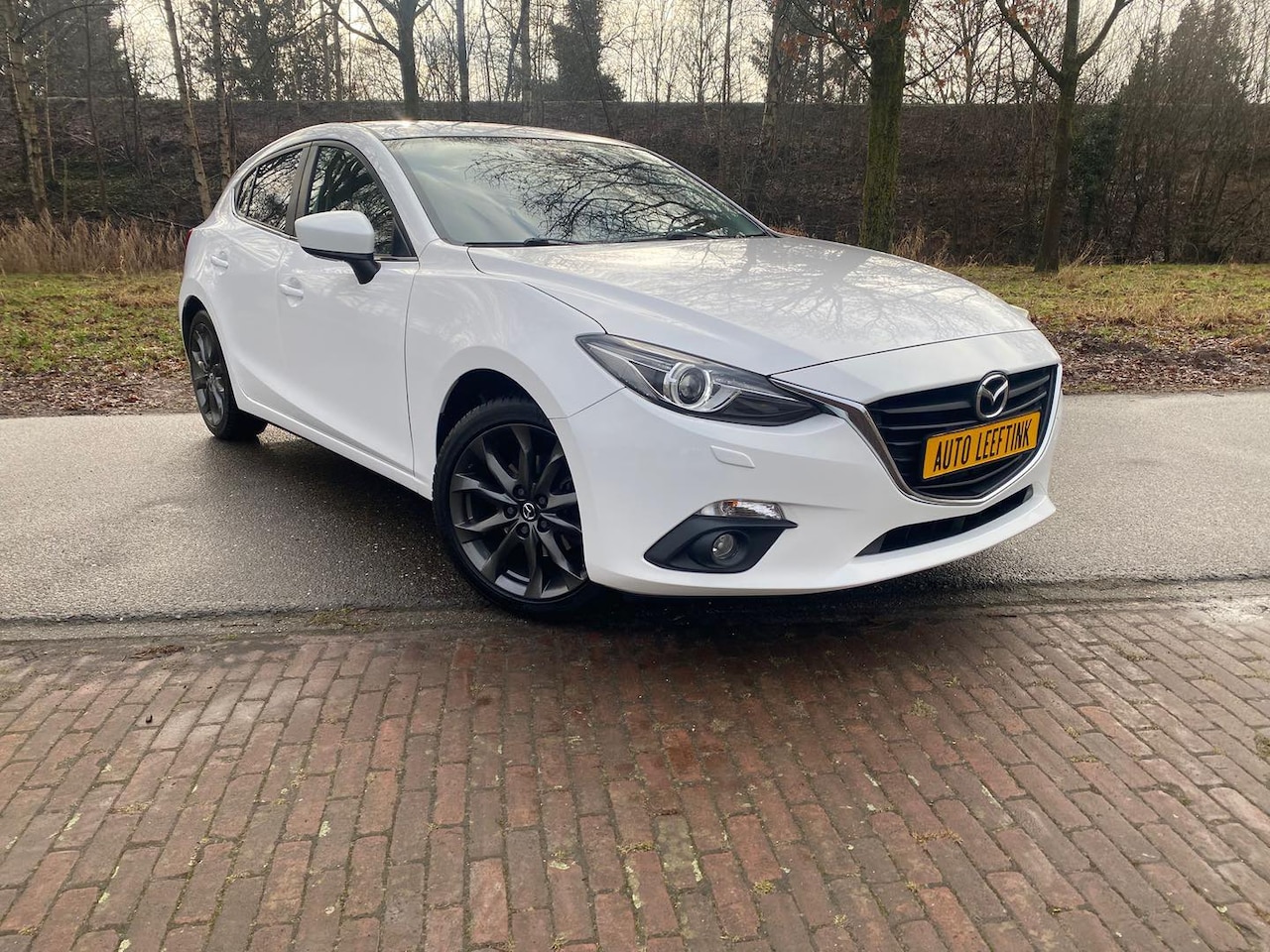 Mazda 3 - 2.0 GT-M Alcantara, Dealer onderhouden - AutoWereld.nl