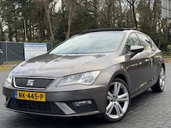 SEAT Leon - 1.0 EcoTSI Style Business Intense/Cruise/Pano/Dealer Onderhouden