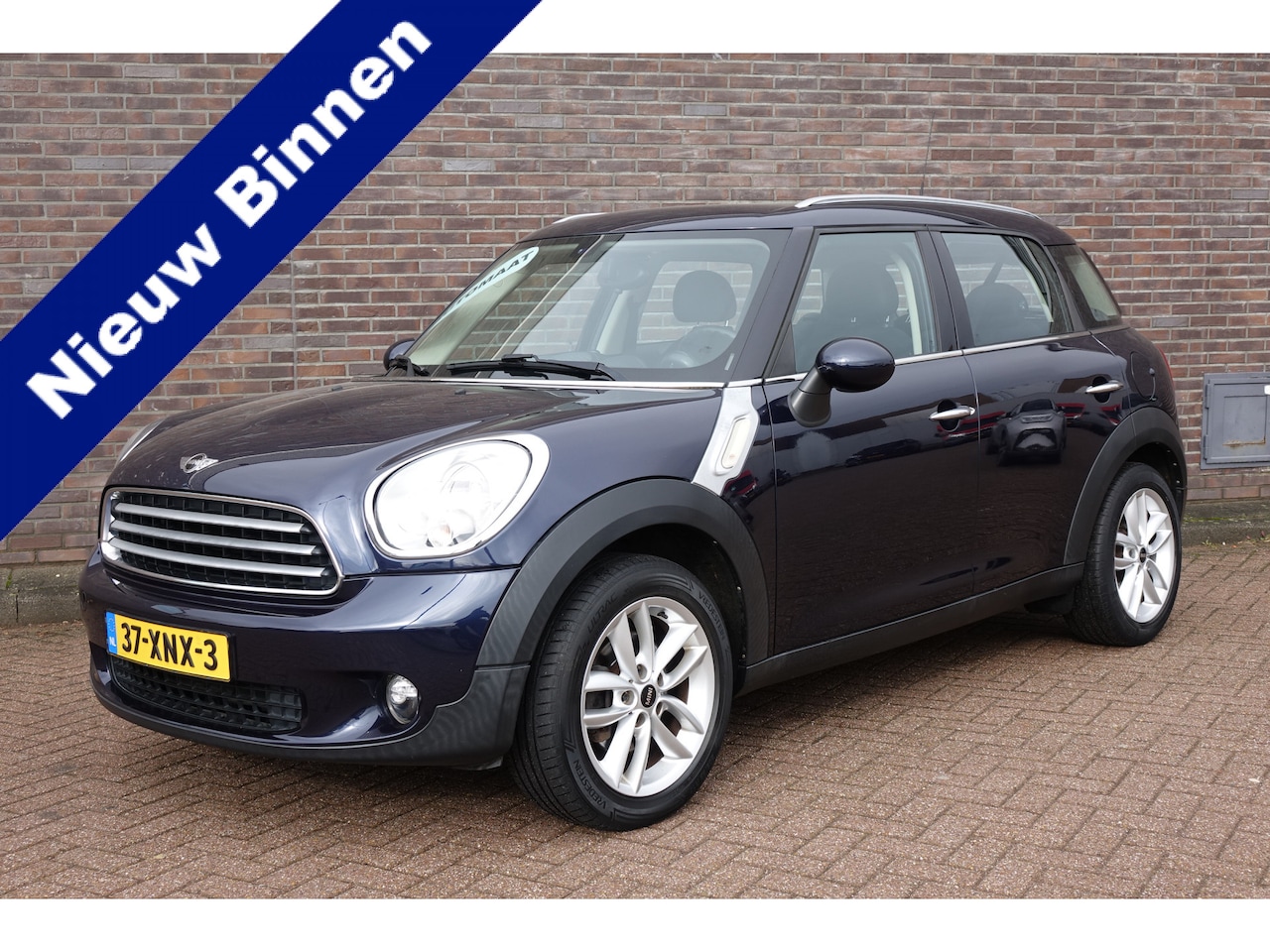 MINI Countryman - Mini 1.6 Cooper Edition Automaat, donkerblauw metallic, nieuwstaat auto - AutoWereld.nl